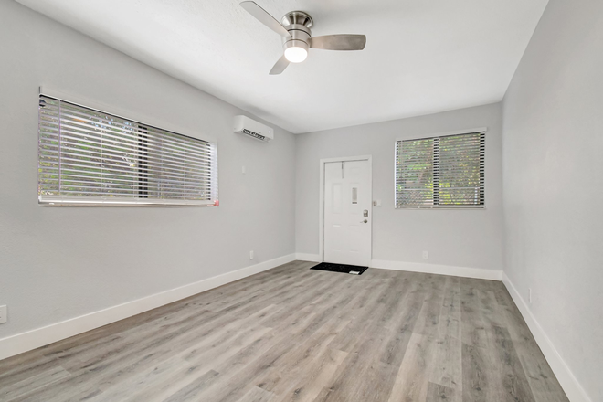 Bedroom - Newly Renovated Studio Apartment in FLL