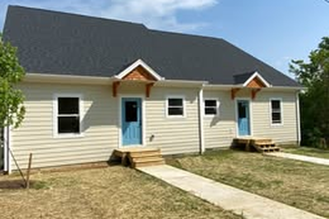 Outside Street View - New Duplex for Rent Duplex