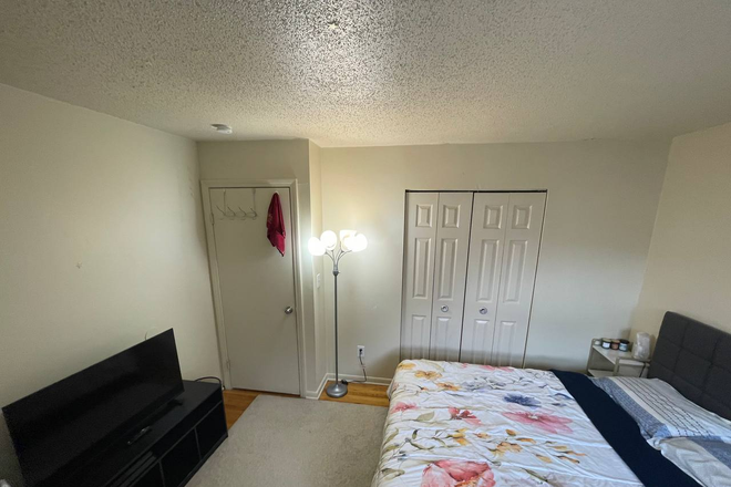 Bedroom - Ivy garden Townhome