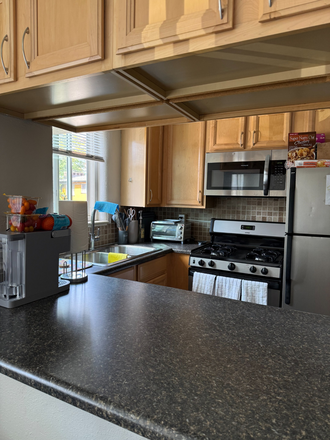 Kitchen - Cascade Apartments