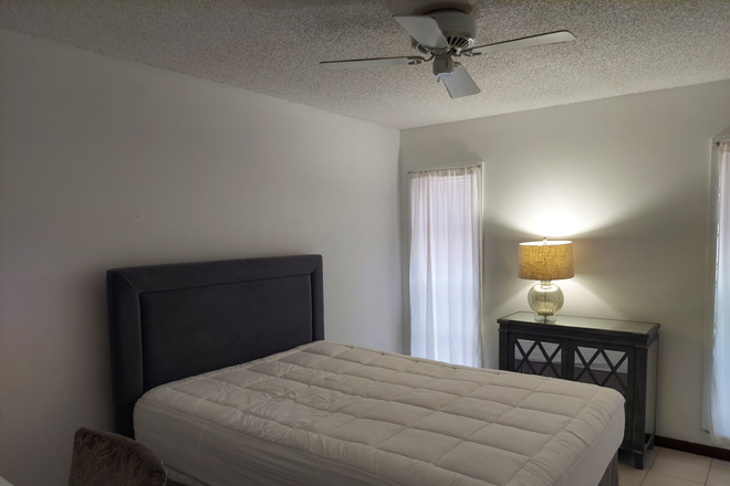 Bedroom - Room for rent House