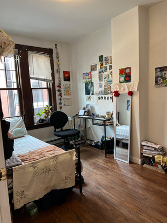 Bedroom - Available September 1st!!Walk to Northeastern House