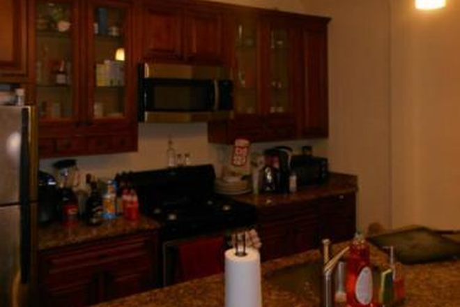 Image 2879086 - Mission Hill 4 Bed with 2 full baths Duplex available September 1st! Apartments