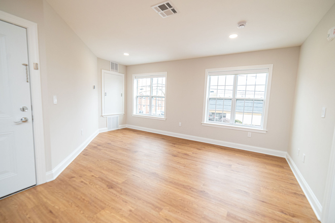 Living Room - 1BR apt-N Harrison St-Princeton