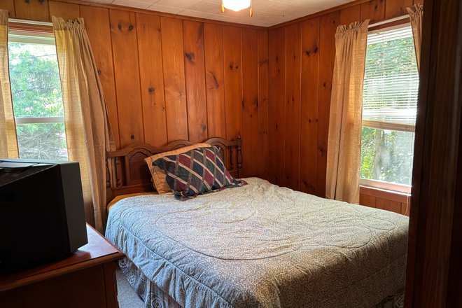 Bedroom - Cottage Apartments