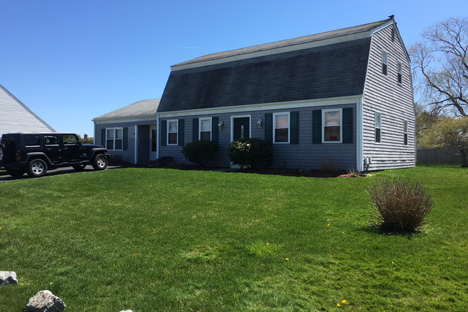 street view - 44 Foster Lane Narragansett, RI 02882 House