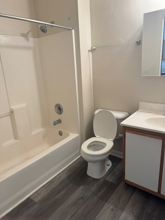 Bathroom - *6 month or 12 month options* Fox Townhouse