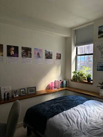 Bedroom - Apartment right near campus