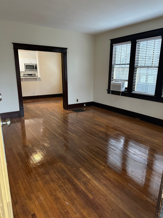 Living room, dining/office, as seen from front door - ★★ 1BR, 900 sq ft (2BR size) ★ TOTALLY remodeled ★ Triplex