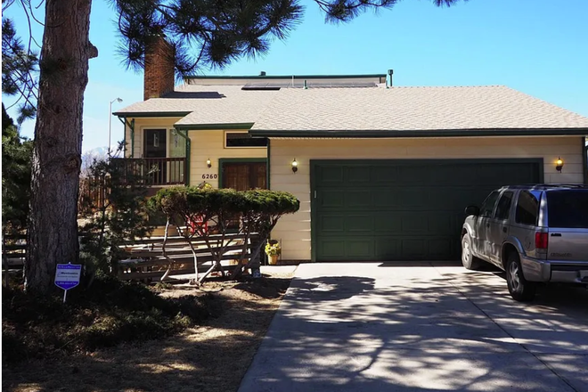 Front Yard - 2 Available Bedrooms for Rent for UCCS Students! House