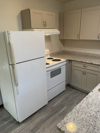 Brand New Kitchen in 2023 - 4 Bedroom House - Quiet Neighborhood