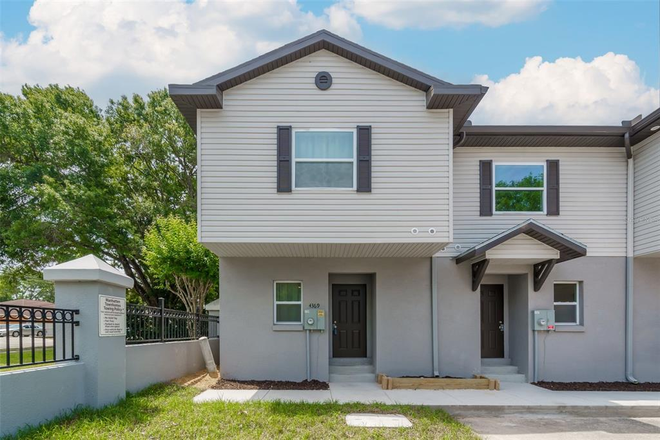 Exterior - 2 bed 1.5 bath townhome in Cozy Carrollwood