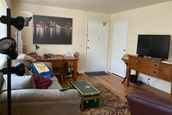 Front Door - Enjoy living close to campus. 3 blocks from CCM and campus amenities. Available 8/1/26. Apartments