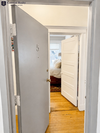 Unit - Professionally Managed 2 Bed Allston Apartment | No Broker Fee | Prime Commuter Location