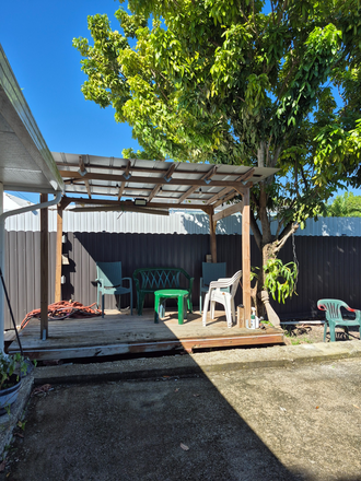 Outside - Room in a house/ All included/NO DEPOSIT!
