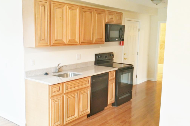 kitchen - 1401 N. 15th St. Apartments