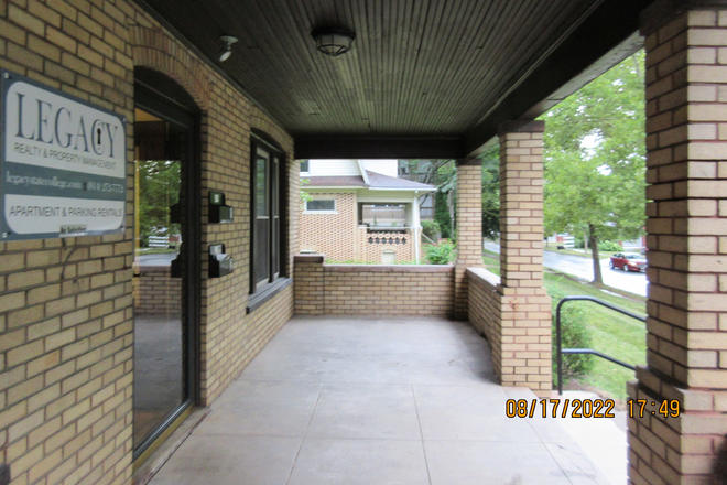 Front Porch - Cypress House