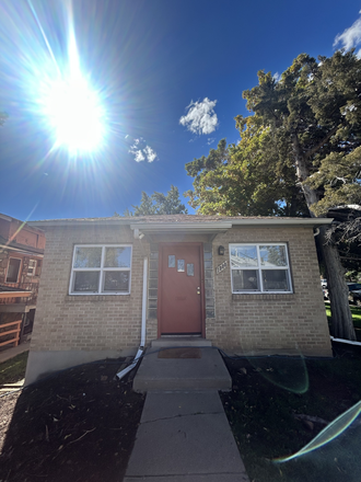 Outside Street View - Furnished Sublease Spring 2026- 1900 Aurora Avenue (Jan-July)