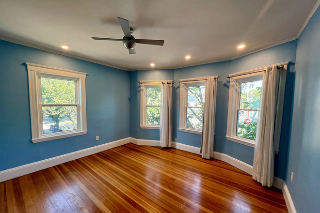 Bedroom 1 - Stunning, Sunny 3BR/1BA in Prime Cambridge Location – Available Sept 1
