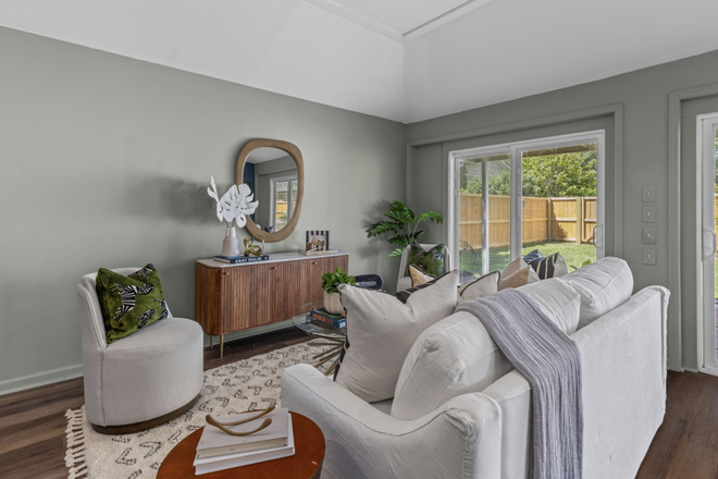 Living Room - Newly Renovated James Island Detached Studio Apartments