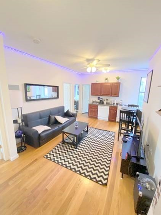 3 Bedroom Apartment on Westland Ave. - NO Broker's Fee!!  -  Avail 9/1 - Spacious Awesome 3 BR on Westland Ave. Apartments