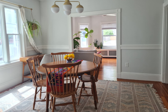dining room - Sublease – Room in a 2BR /1.5 Bath Apartment