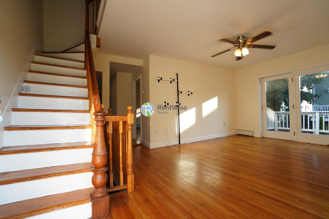 1 - SEPT 2026 – Spacious Brookline Village 4BR Single-Family Home | Parking Included | No Fee