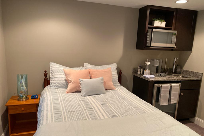 Bedroom, sink, microwave, mini-fridge - Room in Baltimore House