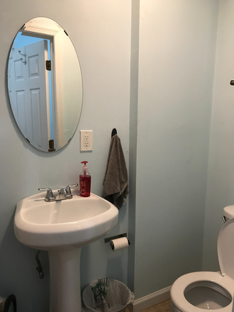Bathroom - 1434 Willington St Apartments