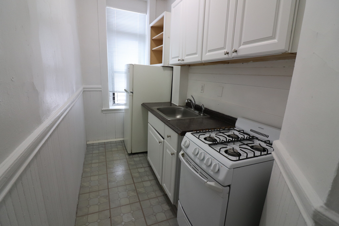 kitchen - Sunny 1 bed split - landlord pays the fee, one month free rent! Apartments