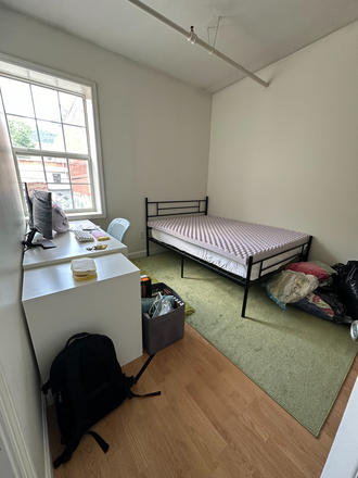 Bedroom - Wilcox Warehouse Lofts - 9 minute walk to campus!