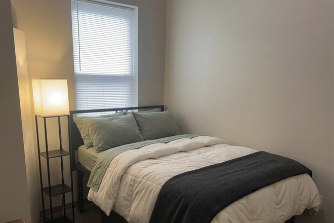 Bedroom - Euclid 3, Building 3 Apartments