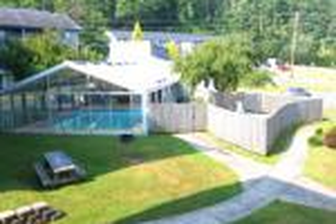 Outdoor Area - College Place B 305 Condo