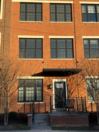 Front Exterior - 4 Bedroom 3 bath Luxury Townhome Partially Furnished