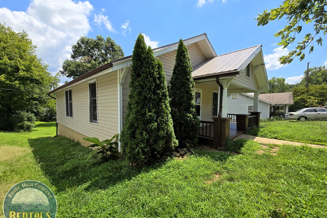 Photo - Charming 2bd/1ba Home In Lenoir