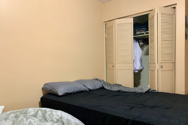 The bedroom for rent - Safe Queit Neighborhd, 15-min-walk to BC, Central AC, Parking Spot, 2 Roommates Apartments