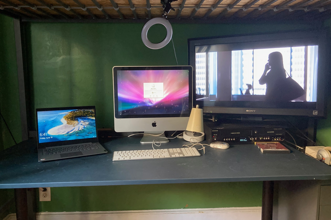 Desk, hard wired internet, videoconference with overseas family, television, DVD player, iMac computer, PC notebook - 209 Park Terrace, Villanova 3 miles, SJU 3.8 miles, Drexel 7.1 miles, Thomas Jefferson, 7.3 miles House