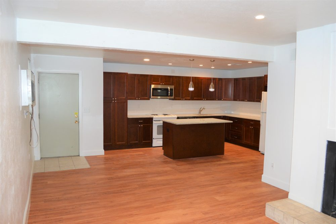 Kitchen - Gregory Creek Apartments