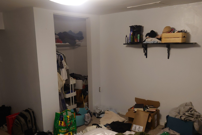 First bedroom - Central location Large basement 4br 2 bathroom