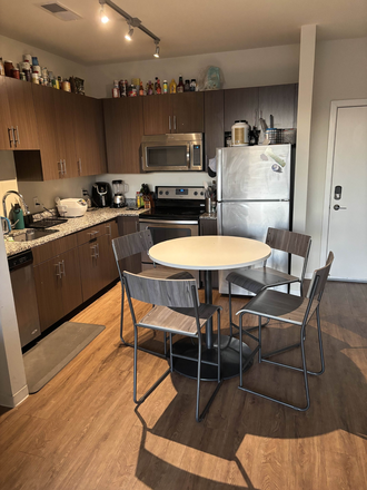 Kitchen - Terrapin Row 4x4 Attached Bath Sublease Spring + Summer. Negotiable Price