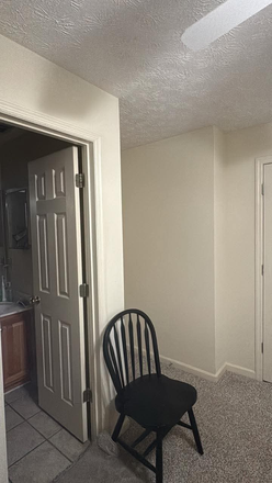 Bedroom - The Summit (safe, quiet and clean, super close to campus!) Apartments