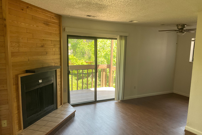 2 - AVAILABLE 6/5:  2857 Shadow Creek Dr #A104 Condo