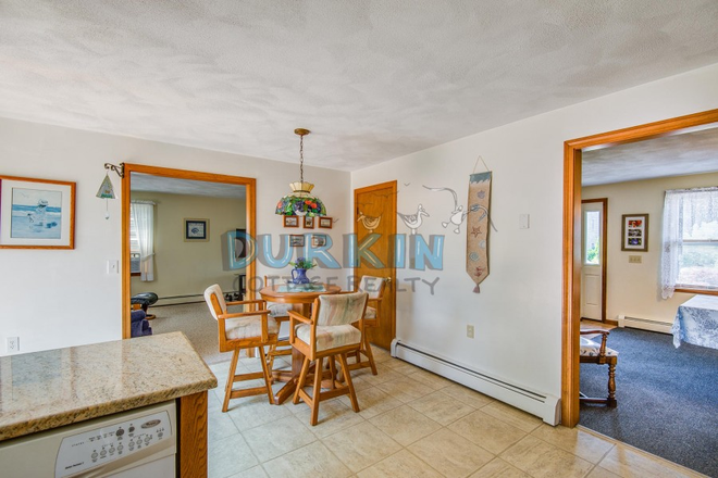 Kitchen - Traditional 4 Bedroom Home with Big Bedrooms