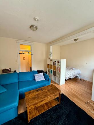 . - No broker fee. Spacious Alcove Studio at 20 Hemenway St. Contact Will McGowan 617.512.5822 Apartments