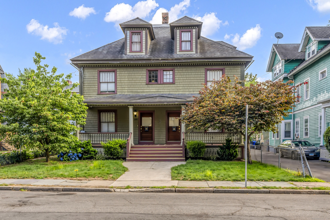 Exterior of 2 Family Town House (Left Unit) - Quaint Town House in Asylum Hill
