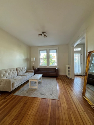 living room - 3 Bedroom Plus Basement Studio Home for Rent in Eckington