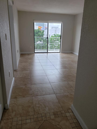 View from front door into living room - Updated 1-Bedroom Apt just outside Brickell, 6.5 miles from campus