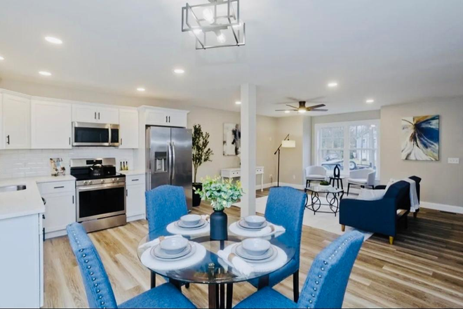 Living area - Townhouse