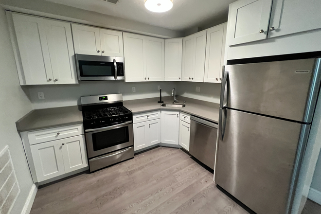 Call NOW for showings! 617-236-8600 - MAVERICK ST - LRG 2BR IN JEFFRIES POINT NEAR MBTA FOR *9/1/2025* W/ 2 BATH, W/D IN UNIT, REAR DECK! Apartments