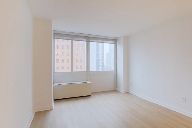 Flex Room - HUGE Flex Room in a Luxury High-Rise Downtown Brooklyn Apartment, Steps away from NYU